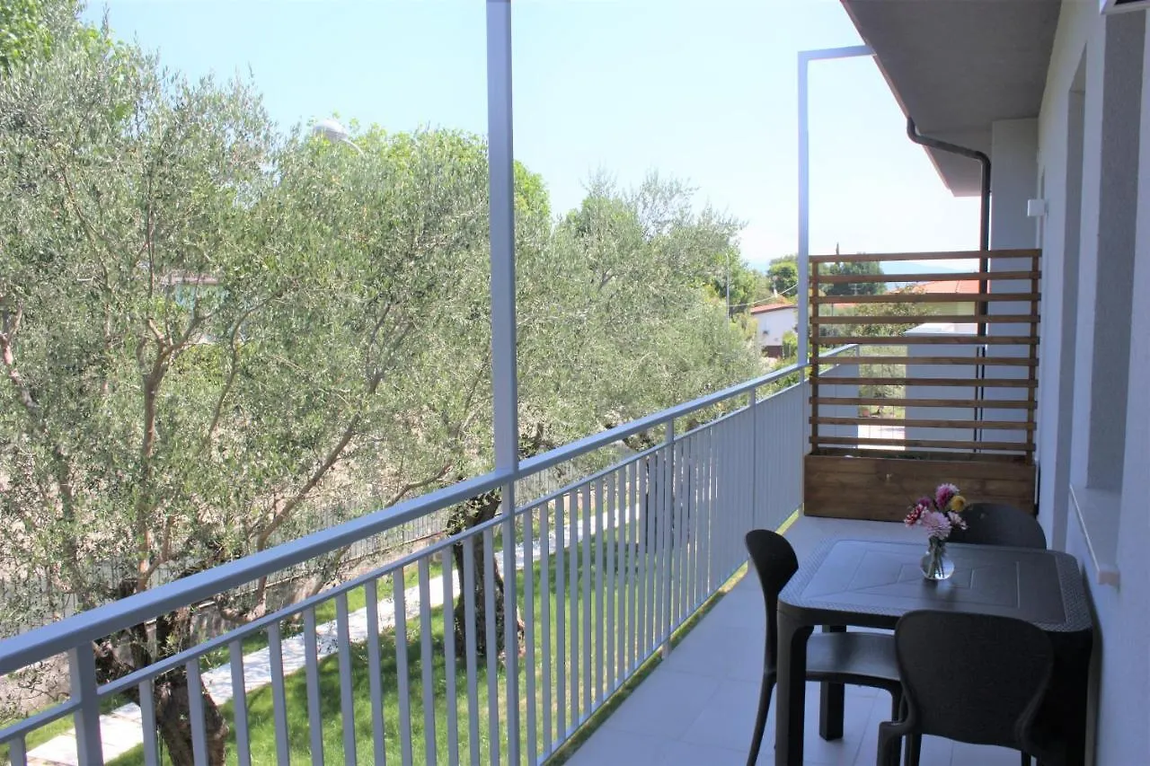 Moniga del Garda Villa Molino