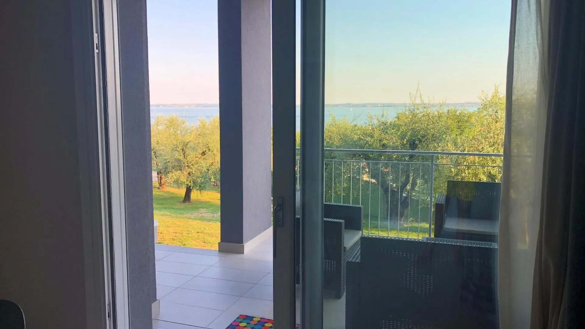 Moniga del Garda Villa Molino 0*, Moniga del Garda איטליה